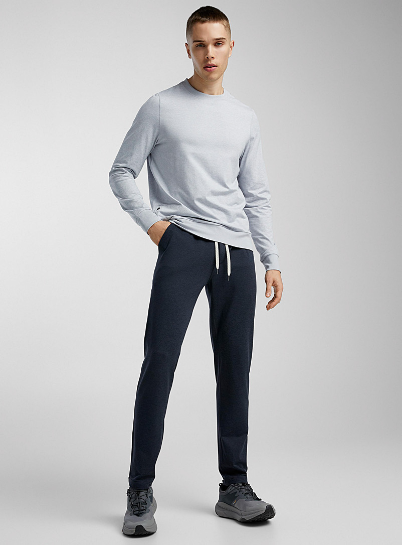 Vuori: Le pantalon athlétique ultradoux Ponto Marine pour homme