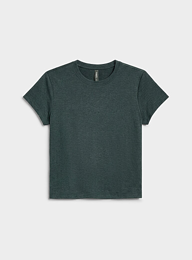 Vuori Mossy Green Energy classic T-shirt for women