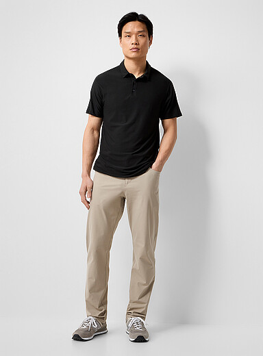 Vuori Light Brown Meta five-pocket stretch pant <b>Classic fit</b> for men