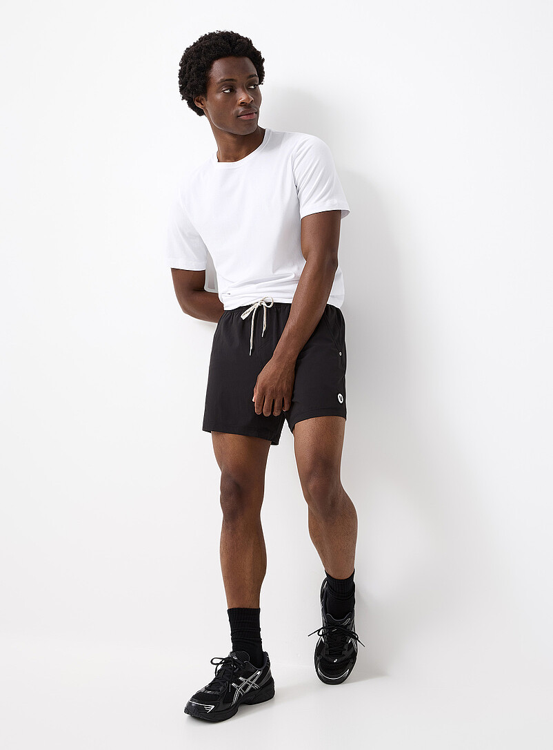 Kore 5-Inch Versatile Short