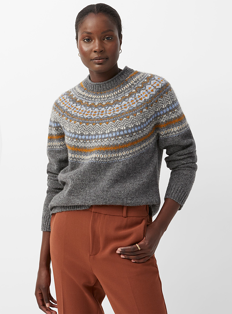 Contemporaine Charcoal Icelandic jacquard Shetland wool sweater for women