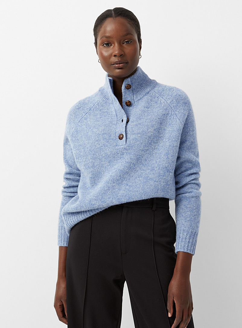 Contemporaine: Le pull laine Shetland col boutonné Bleu pâle-bleu poudre pour femme