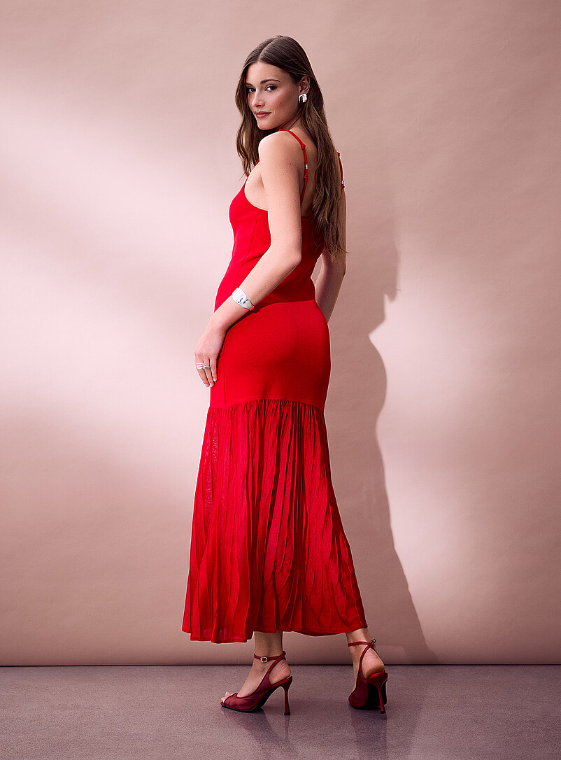 Ic&ocirc;ne: La longue robe bretelles &agrave; n&oelig;uds Rouge pour femme
