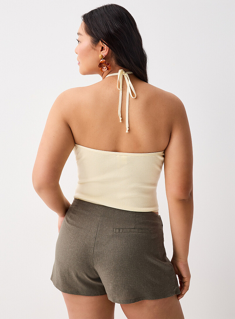 Twik: La camisole licou triangle Noir pour femme