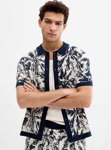 Abstract jacquard knit polo-collar cardigan