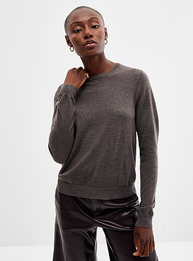 Long-sleeve crew-neck merino wool sweater