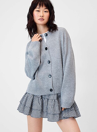 Le cardigan carr&eacute; gros boutons