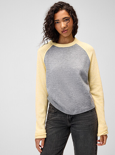 Twik Grey Two-tone raglan-sleeve sweater for women