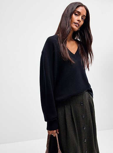 100% merino wool V-neck sweater