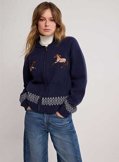 Contemporaine: Le cardigan chevaux pure laine shetland Bleu marine - Bleu nuit pour femme