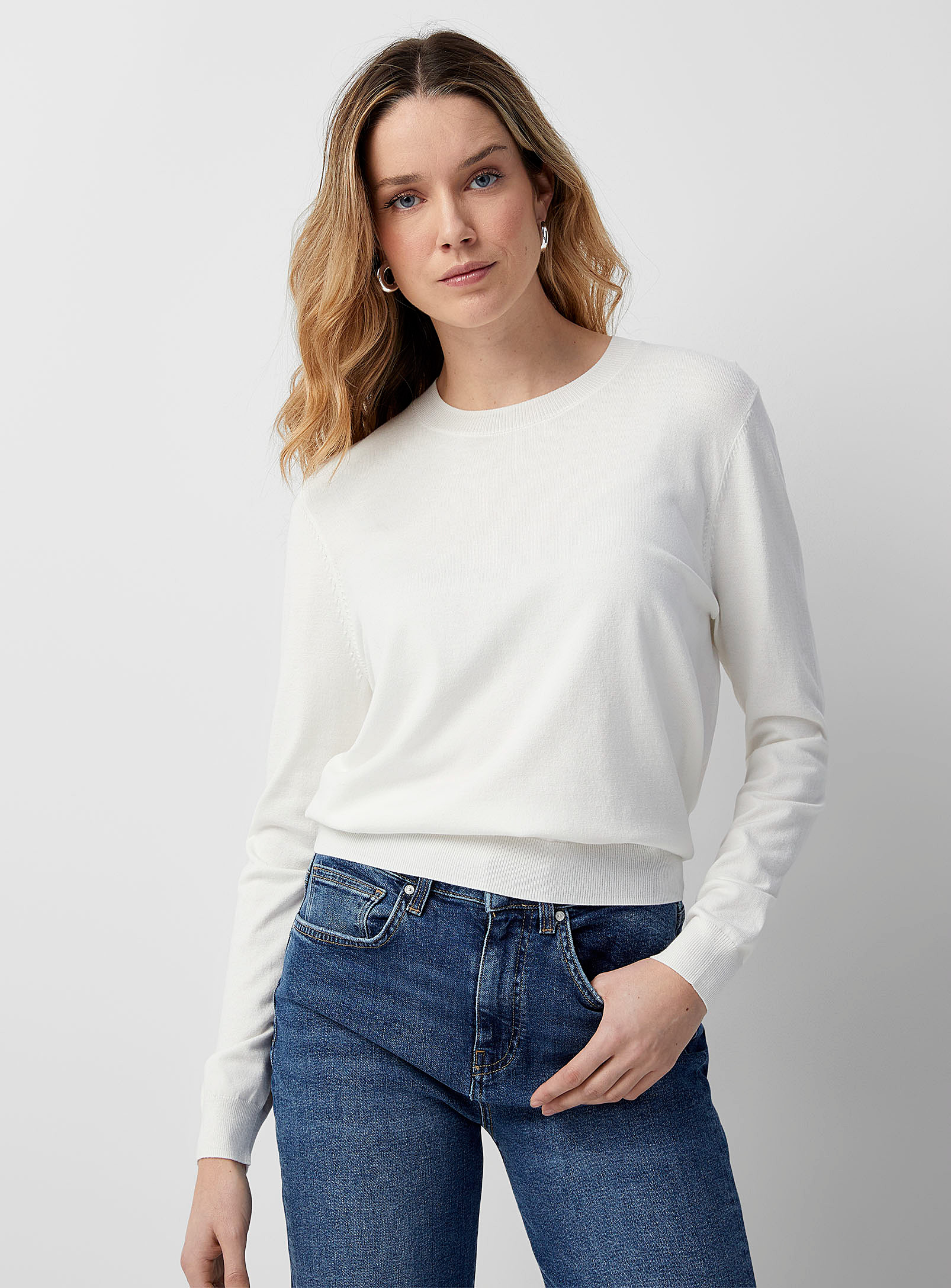 Contemporaine Fine-knit Crew-neck Sweater In Ivory White