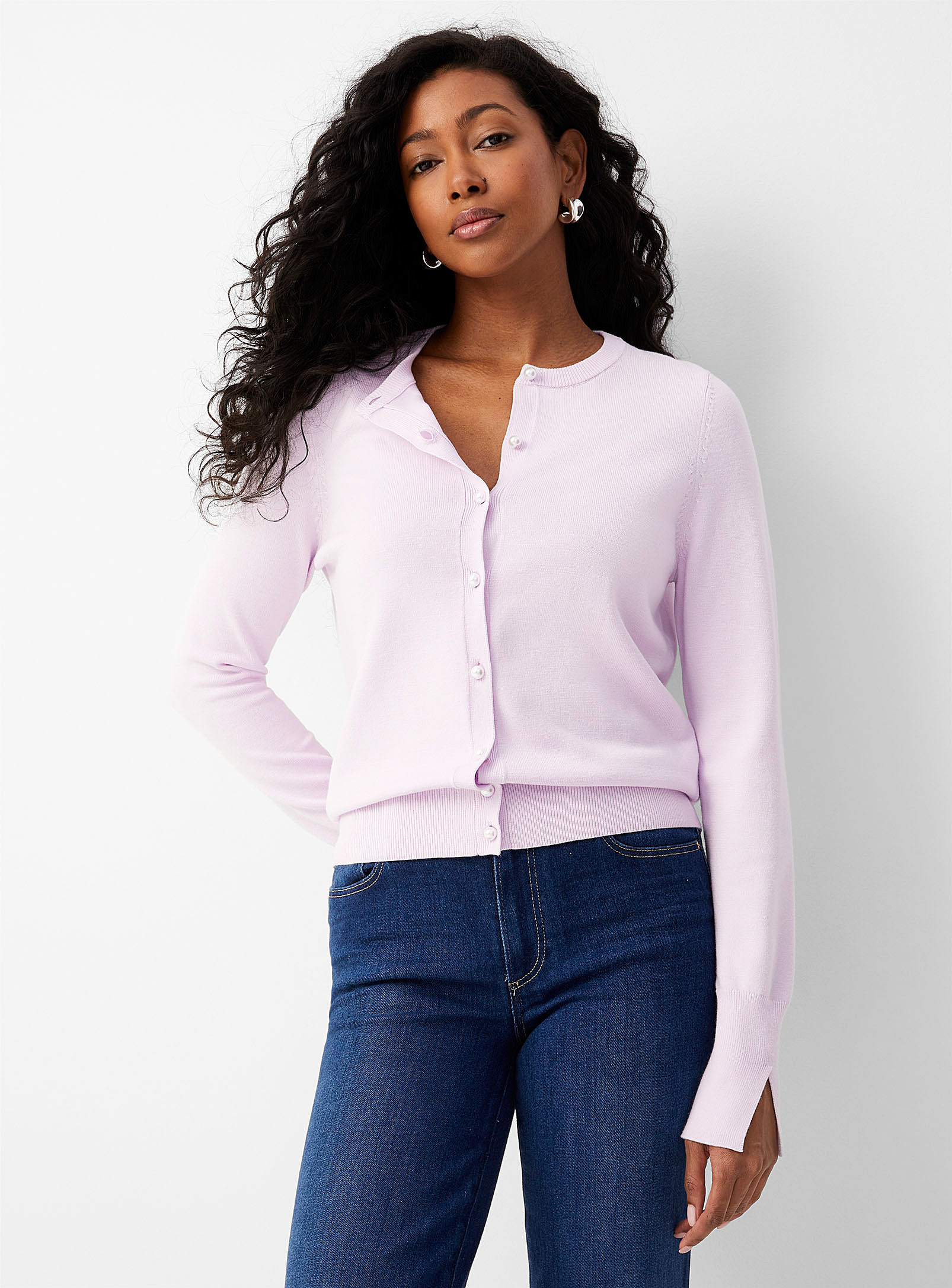 Contemporaine Pearl Buttons Contrasting Touch Cardigan In Lilacs