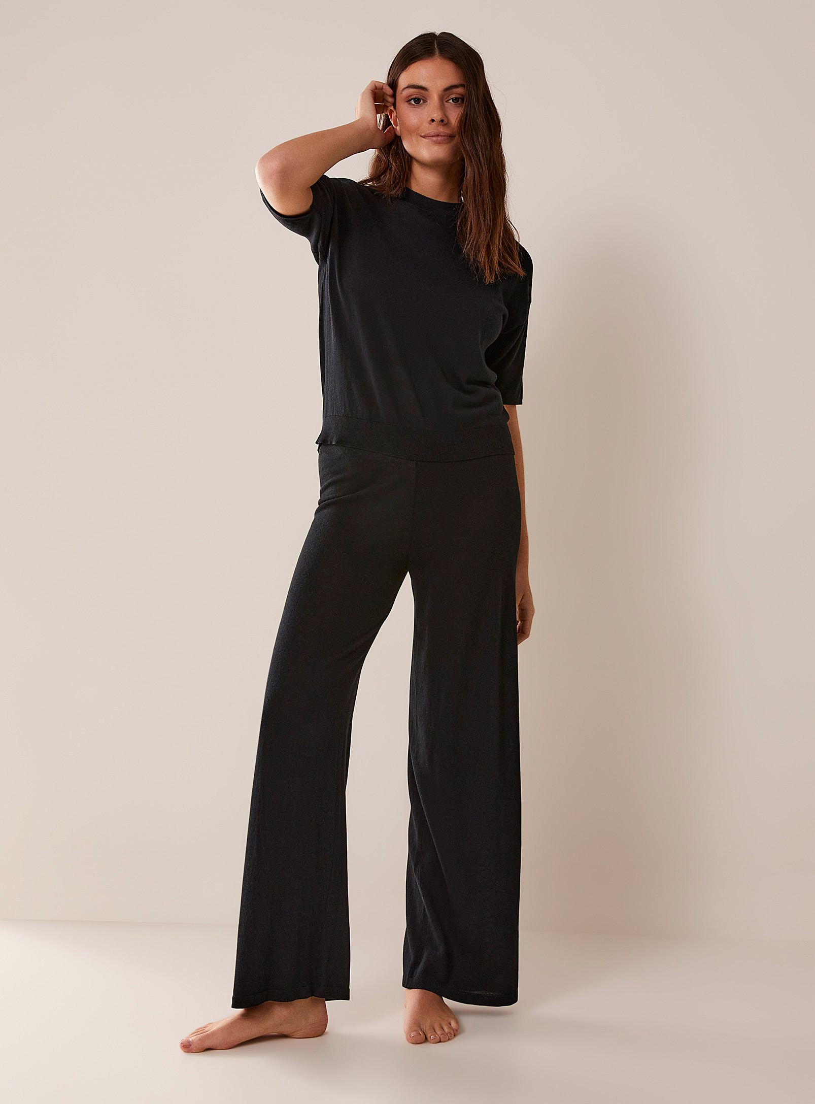 Miiyu Lightweight Knit Wide-leg Lounge Pant In Black
