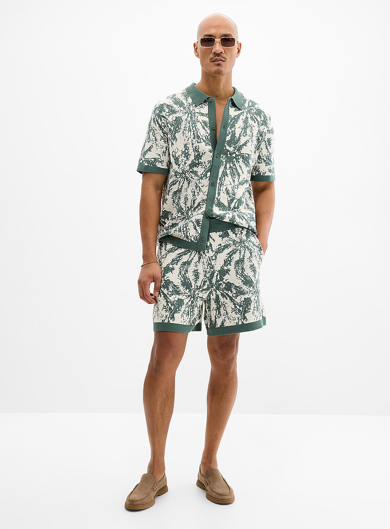 Abstract Jacquard Knit Short Inseam: 6" (15.5 Cm)