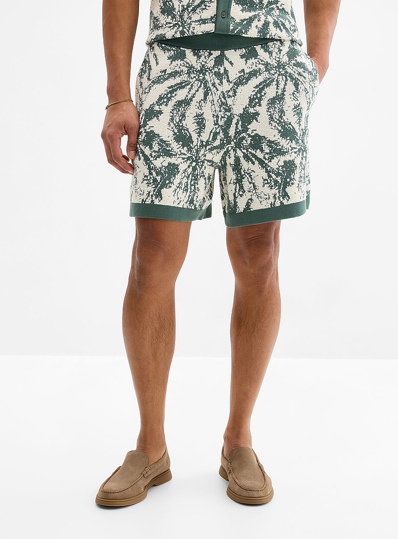 Abstract jacquard knit short Inseam: 6" (15.5 cm) product image 2