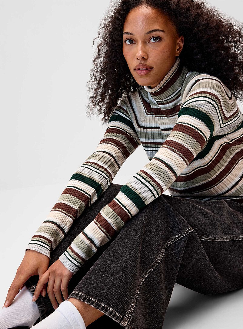 Mixed stripe turtleneck sweater product image 2