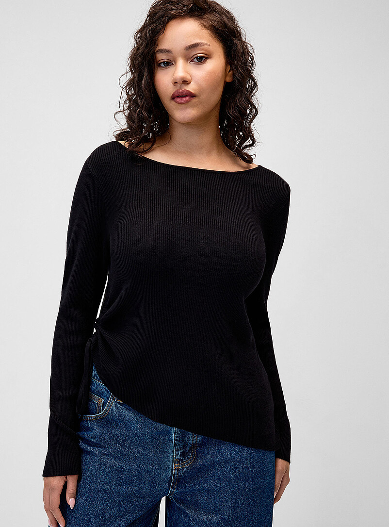 Asymmetrical Hem Ruched Sweater