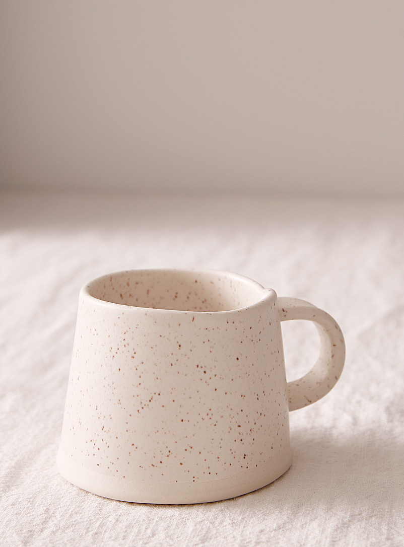 Atelier Make White Satiny porcelain mug