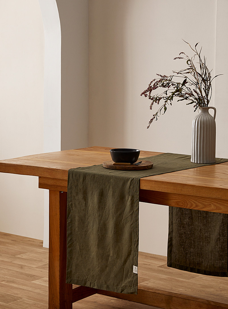 Confetti Mill: Le chemin de table pur lin élégance Vert foncé-mousse-olive