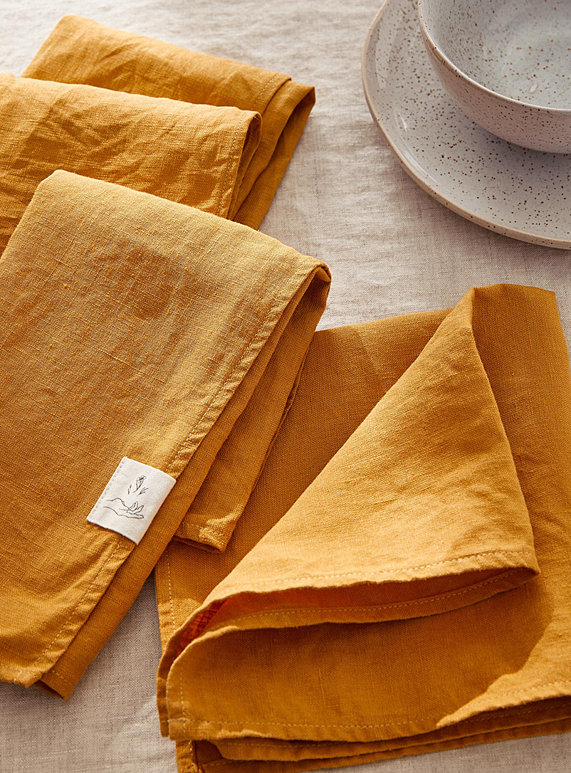 Confetti Mill: Les serviettes de table en lin naturel Ensemble de 4 Ocre
