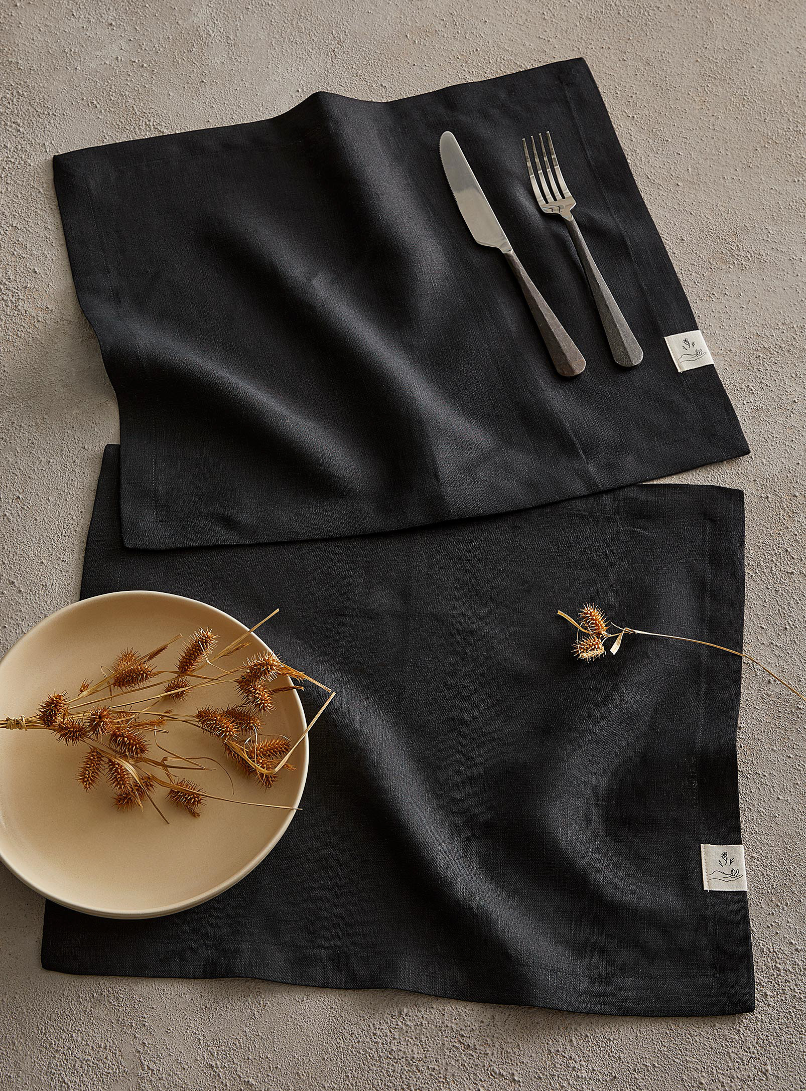 Confetti Mill Natural Linen Placemats Set Of 2 In Black