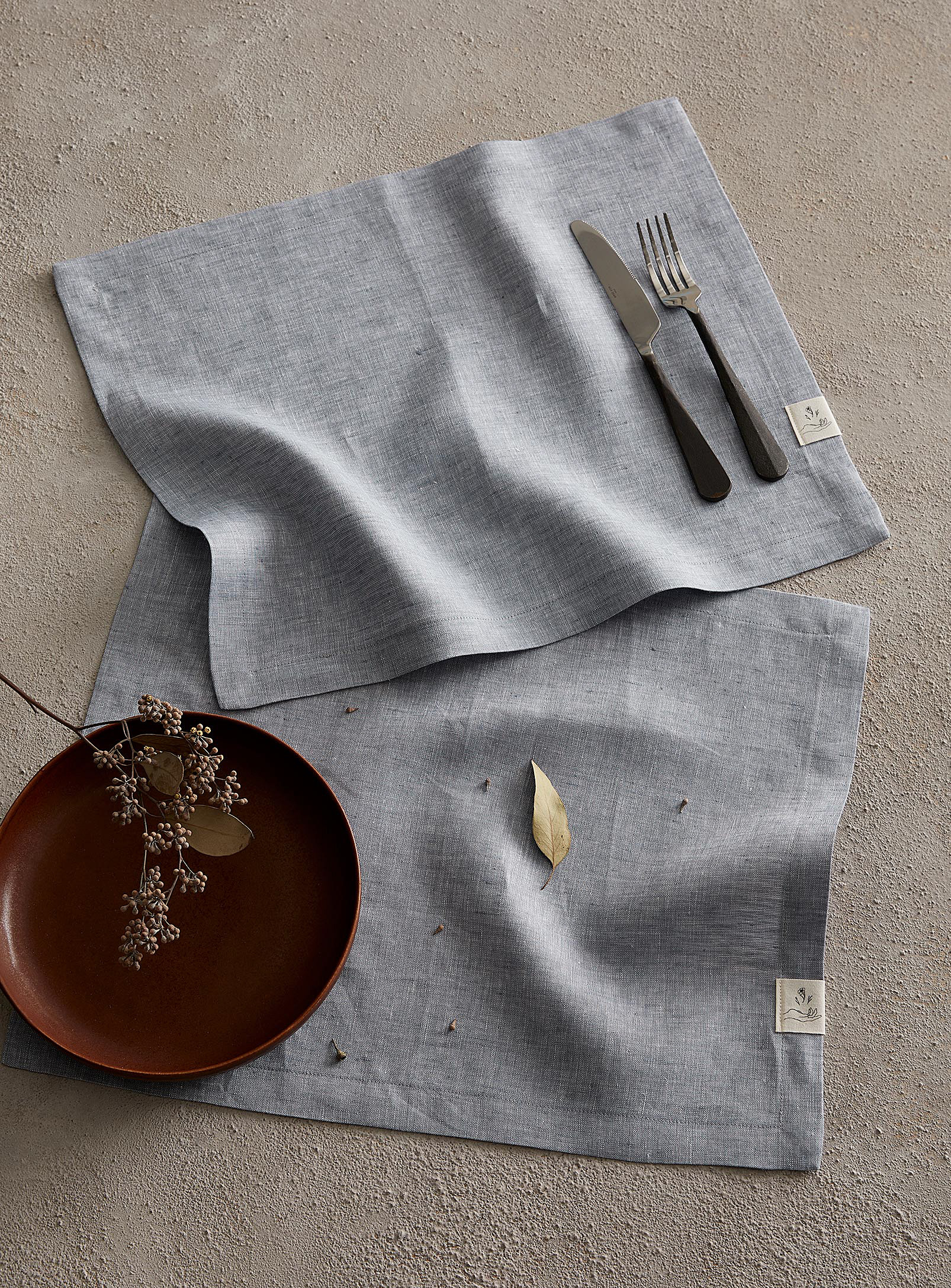 Confetti Mill Natural Linen Placemats Set Of 2 In Baby Blue
