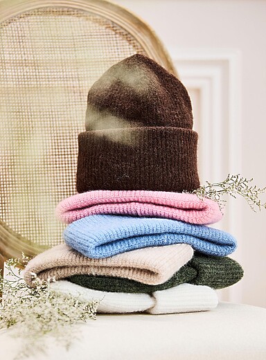Wide-cuff wool and alpaca tuque <b>Exclusive collection from Italy</b>