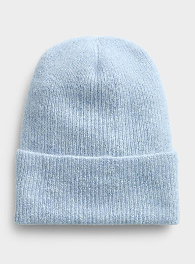 Fuzzy-knit alpaca tuque <b>Exclusive collection from Italy</b>