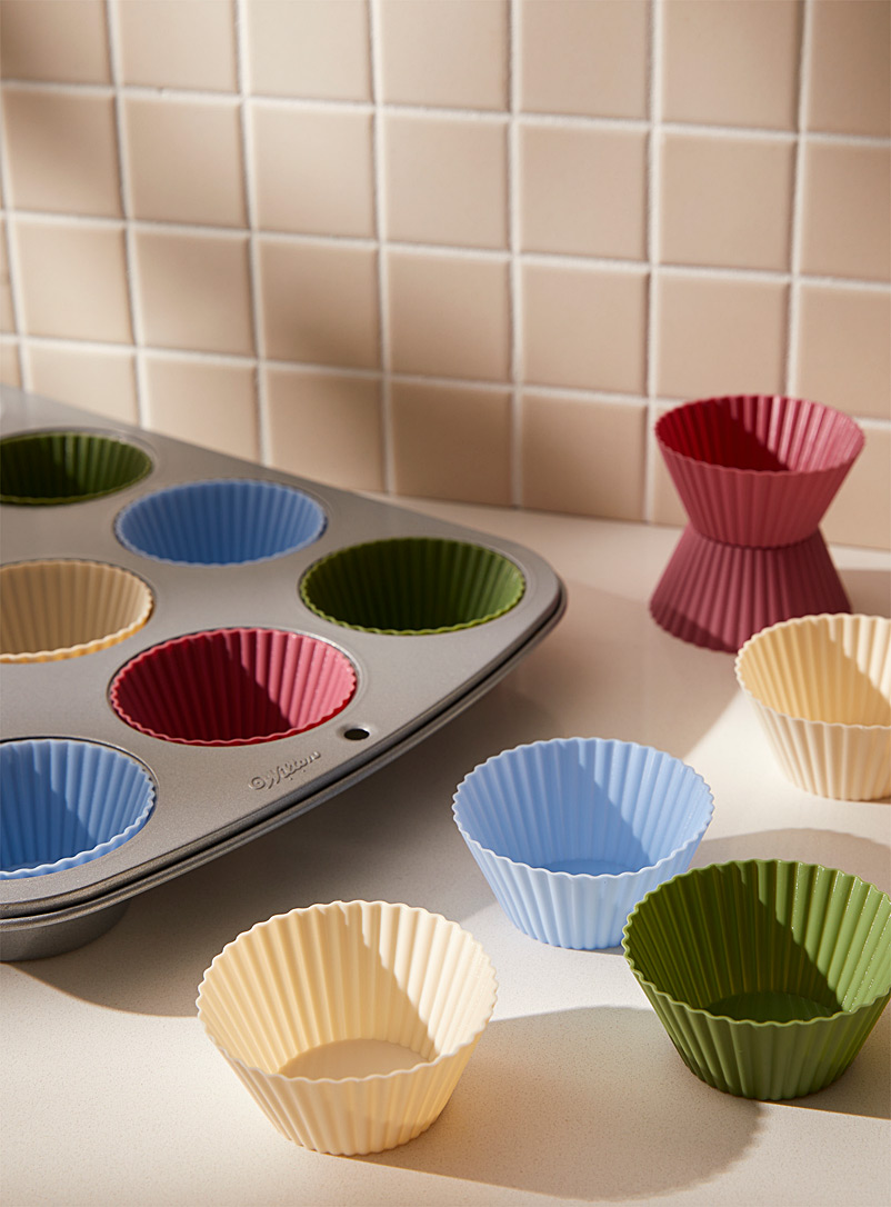 Simons Maison Assorted Silicone muffin cups Set of 12