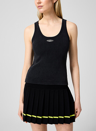 La camisole c&ocirc;tel&eacute; logo m&eacute;tallique