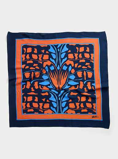 Le foulard carr&eacute; bloc motif