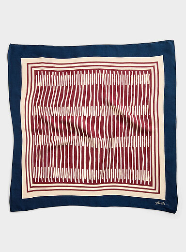 Patterned block square scarf