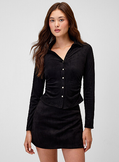 La chemise faux su&egrave;de fronces lat&eacute;rales