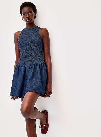 La minirobe denim buste smock&eacute;