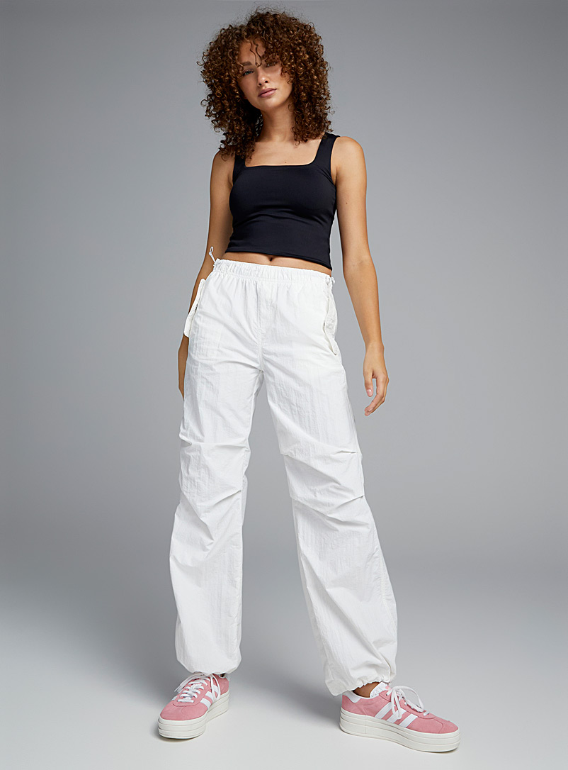 Twik: Le pantalon parachute nylon poches à rabat Blanc pour femme