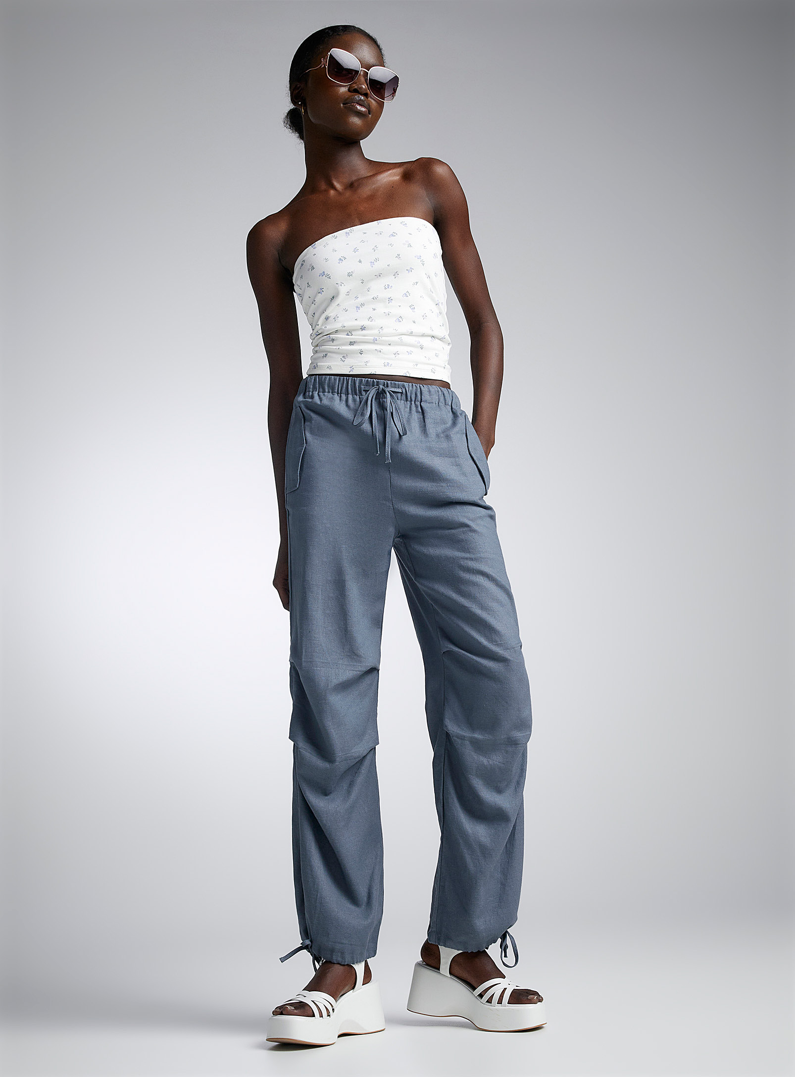 Twik Touch Of Linen Loose Jogger In Charcoal