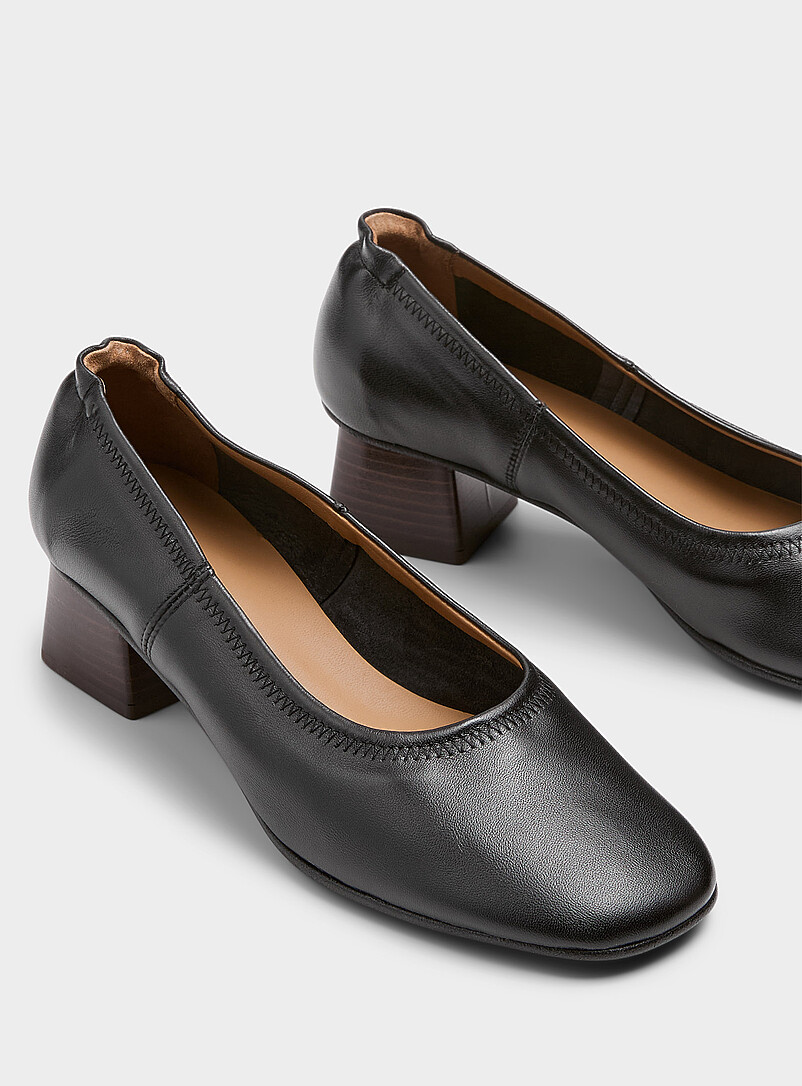 Flattered Black Zac supple leather pumps Women for women