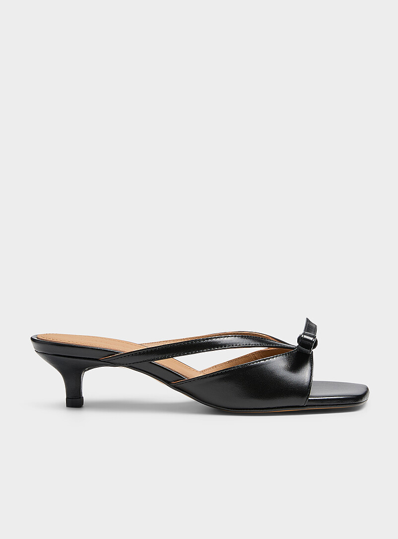 Jordan bow leather sandals Women product image (primary)