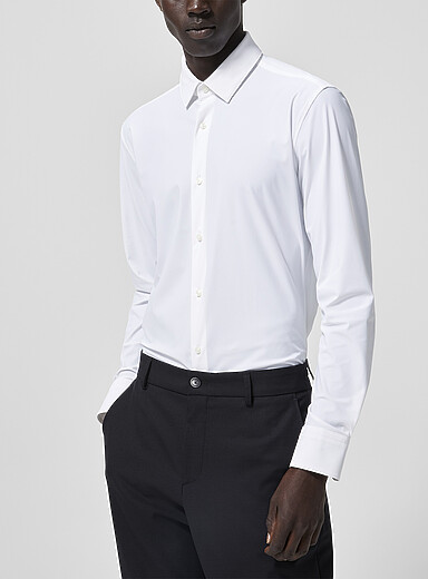 BOSS: La chemise ultraextensible Performance Blanc pour homme