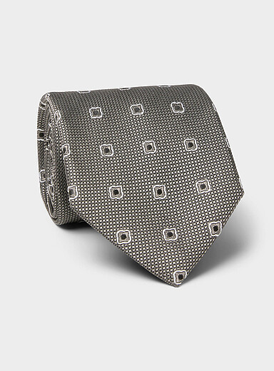 Silk pattern tie