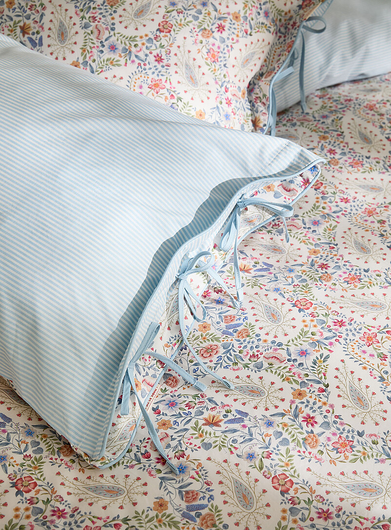 Pip Studio: L'ensemble housse fleurs d&eacute;licates Kairi Bloom Bleu