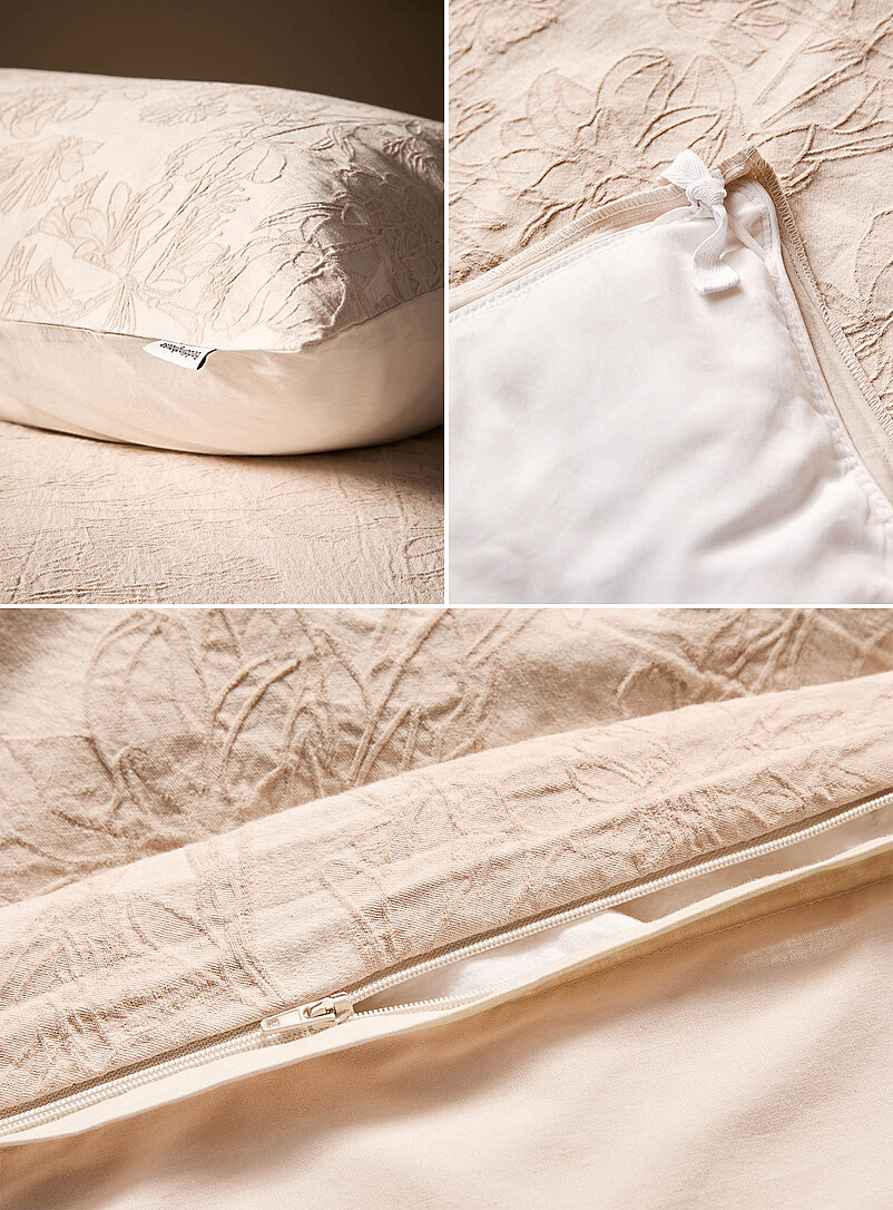 Embossed flowers ivory cotton-linen blend duvet cover set product image 3