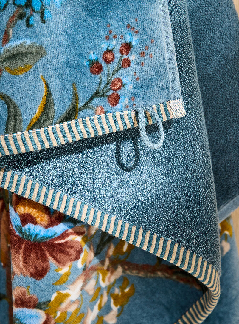 Blue floral pure cotton towel product image 2