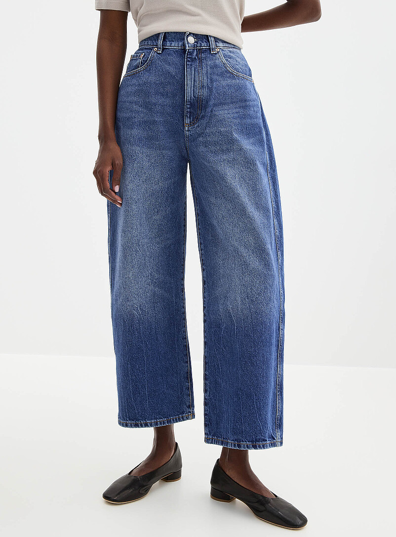 DL1961: Le jean d&eacute;contract&eacute; Taylor <b>Coupe : jambe ballon, taille haute</b> Bleu pour femme
