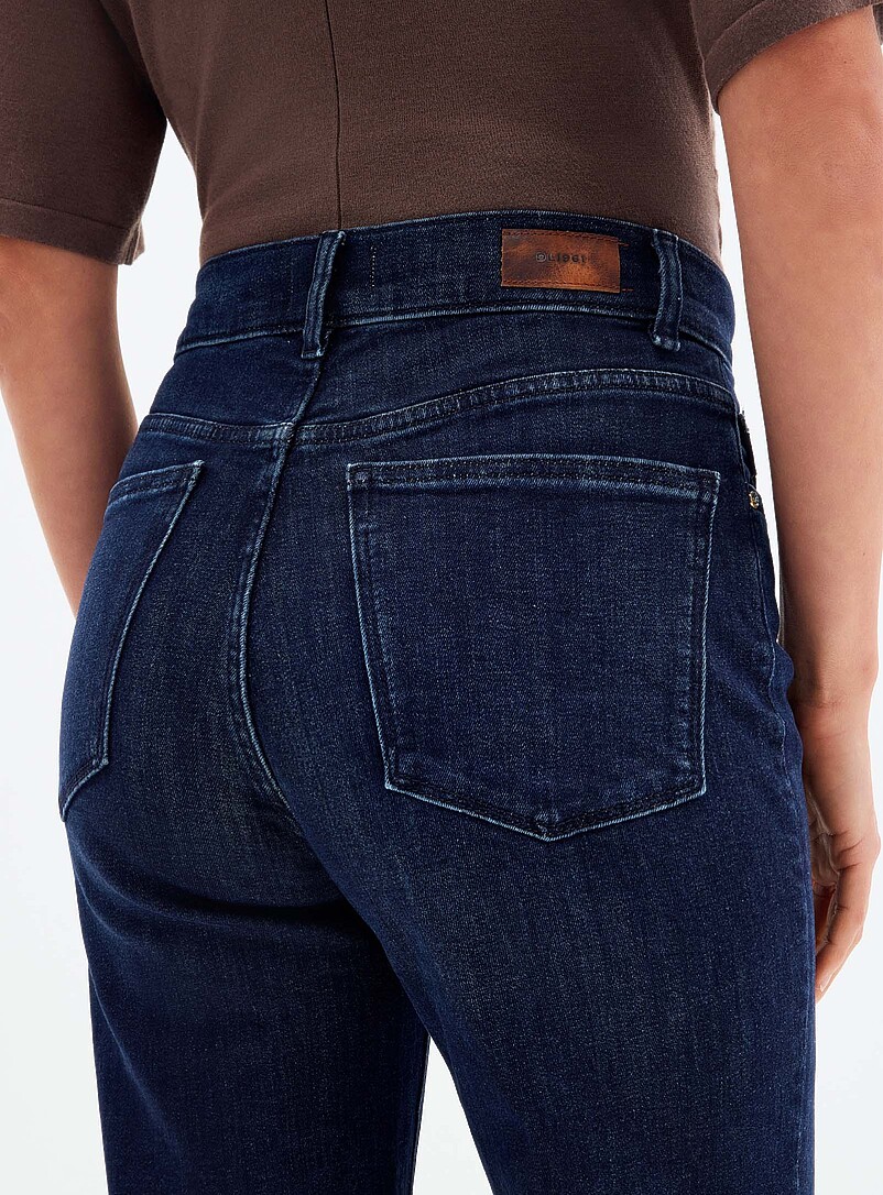 Patti dark-indigo jean Fit: Straight leg, high rise product image 3