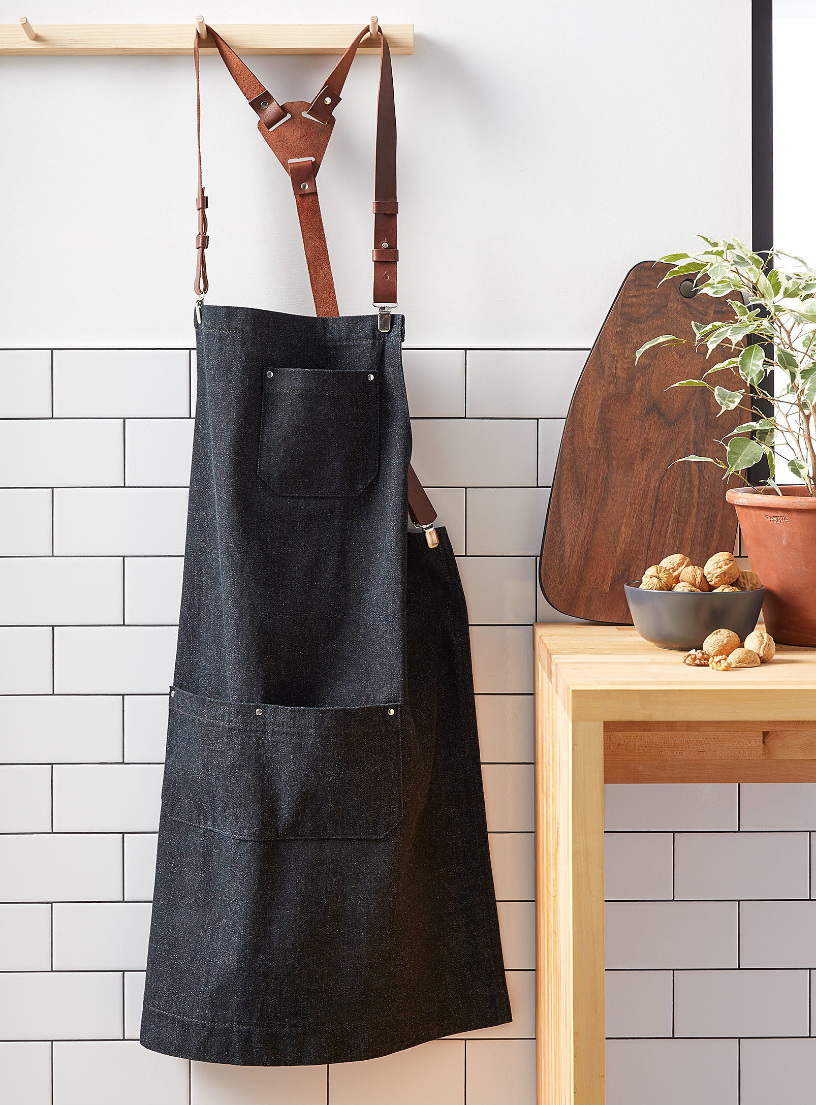 Atelier Chalet Denim And Leather Apron In Marine Blue