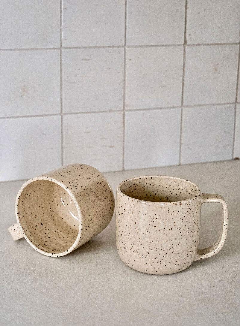 JAW Pottery: La tasse gr&egrave;s mouchet&eacute; &Eacute;cru &agrave; motifs