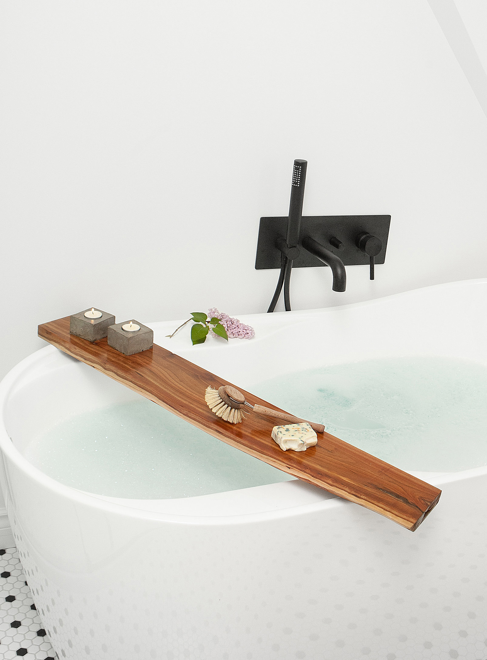 Raphaël Zweidler - Aude wood and concrete bath tray