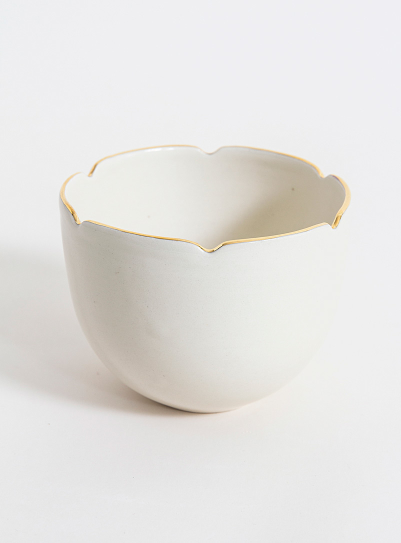 Goye White Mariette golden petals small bowl