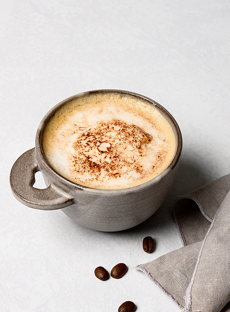 Roxane Charest céramique: La tasse à cappuccino en grès méandres Gris
